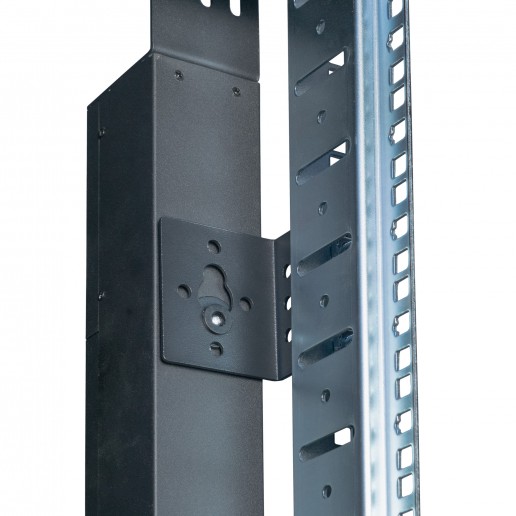 Cabeus SMART-PDU-32-1P-18C13-6C19-I309-M Блок распределения питания, вертикальный, 18 розеток IEC 320 C13, 6 розеток IEC 320 C19, 1 фаза, 32А, 2х16А автомата защиты, 250В, мониторинг, шнур 3м 3х6мм с вилкой IEC 60309